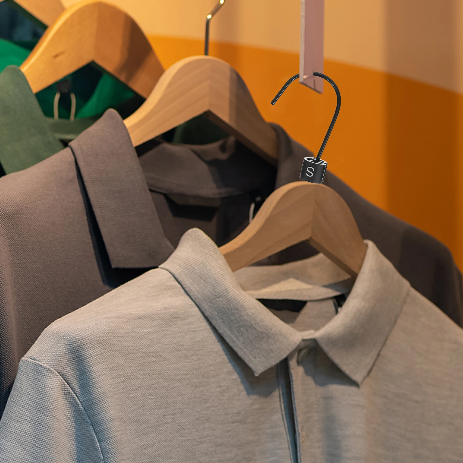 

200Pcs Plastic Round Clothes Hanger Markers Size Tags for Garments Shirts Pants Retailers Coding Organizers Accessories