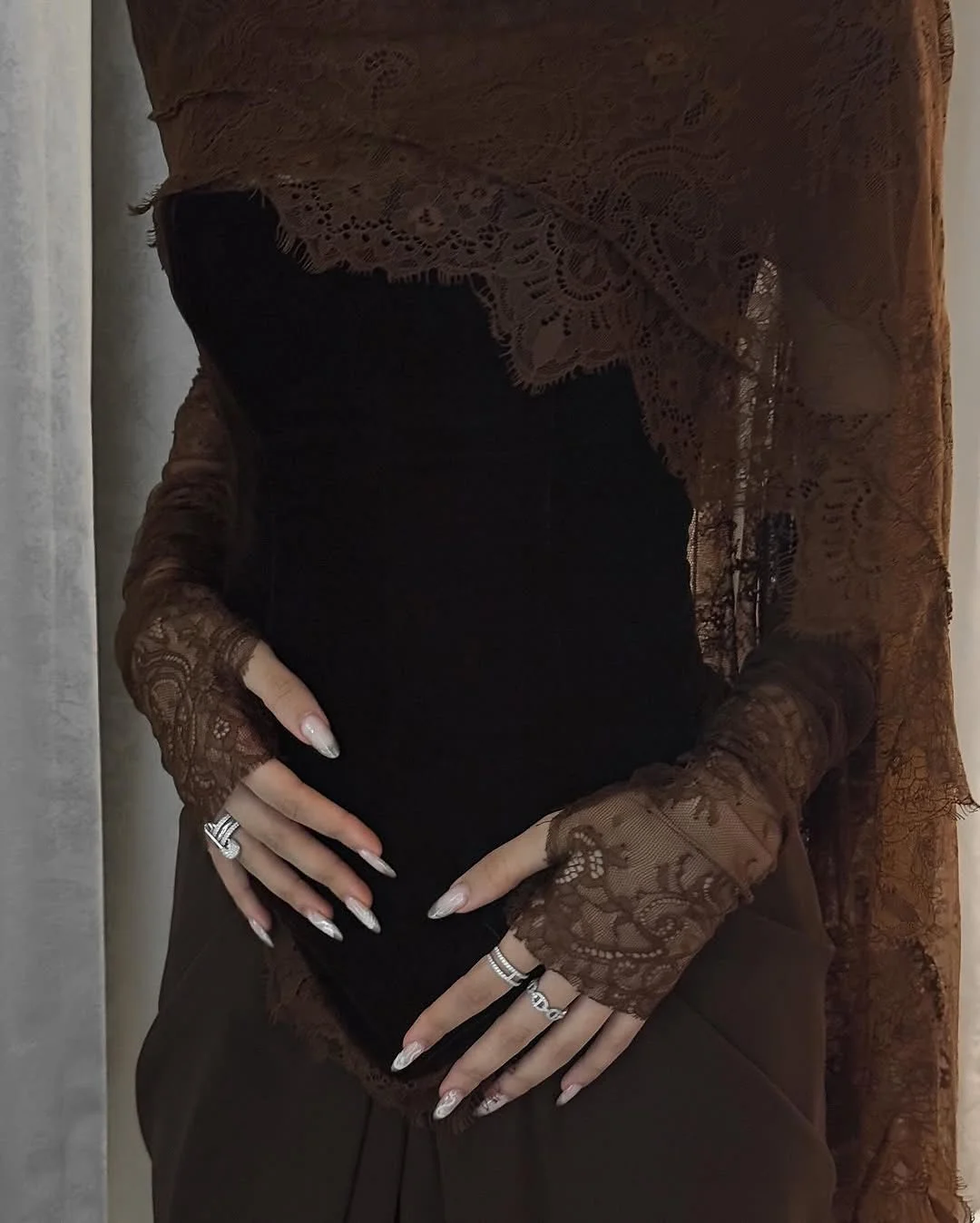 

Lace Strapless Evening Dress Long Sleeve Saudi Arabia Prom Dresses Floor Length Gorgeous Formal Party Dresses Customized 2025