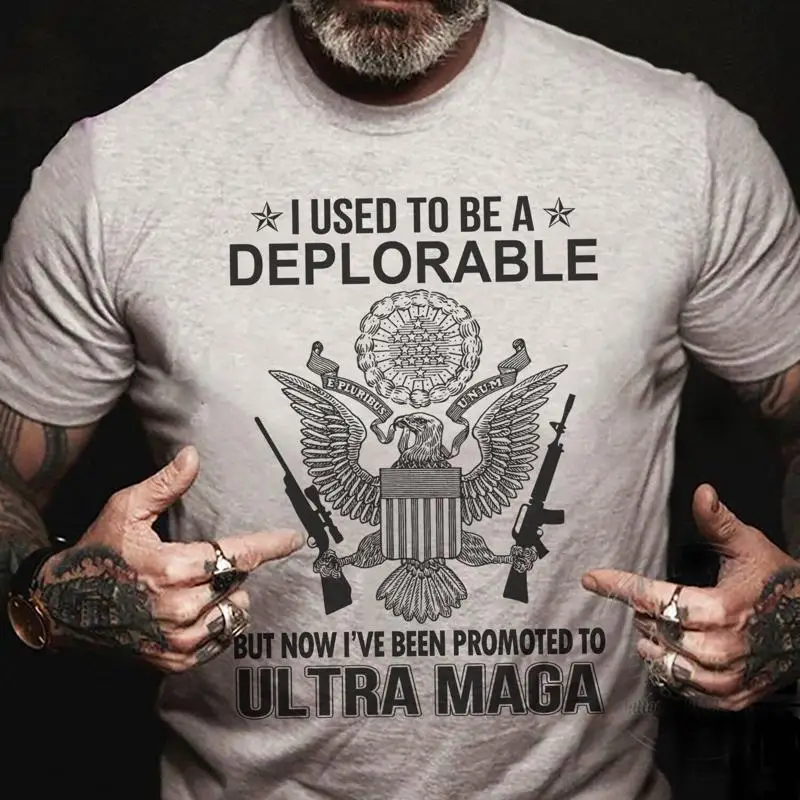 J'ai utilisé pour être un déplorable mais maintenant, j'ai été promu Ultra Maga t-shirt hommes