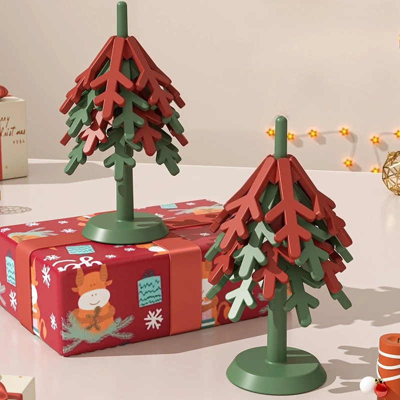 

Foldable Christmas Tree Trivets 4Pcs Anti Scalding Insulation Pad Multipurpose Cup Coasters With Bracket For Cup Home Decoration