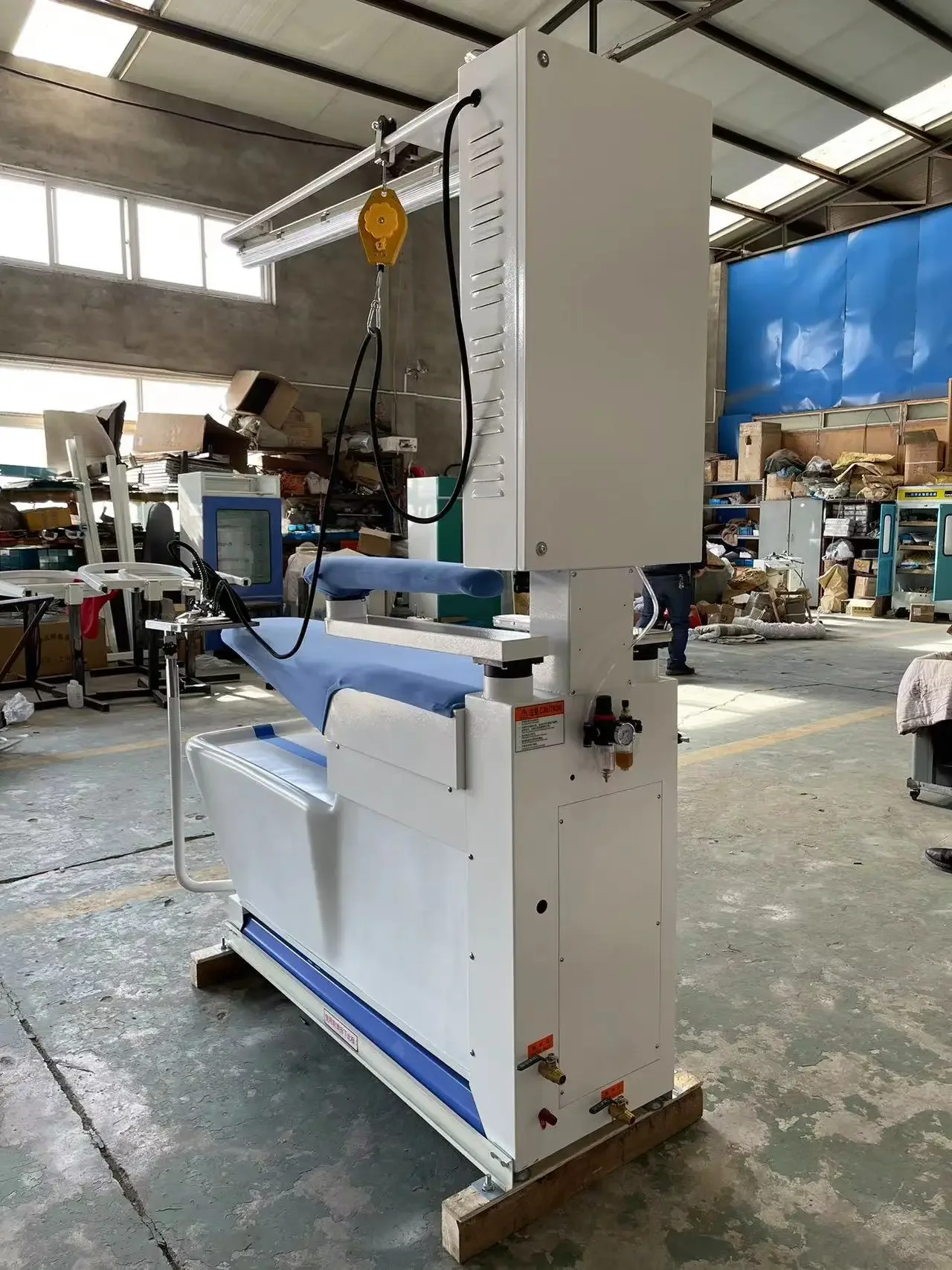 Commercial industrial laundry steam ironing machine efficient ironing equipment