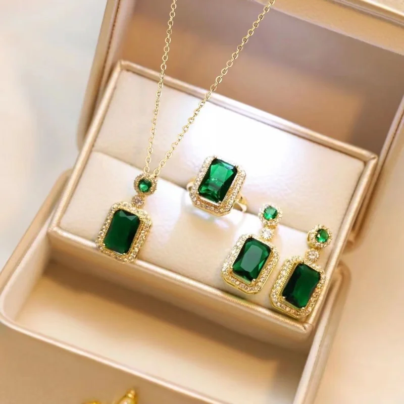 Luxury Fashion 3-piece Set Emerald Perfume Bottle Necklace Earrings Ring Sets Classic Banquet Wedding Jewelry Set Birthday Gift