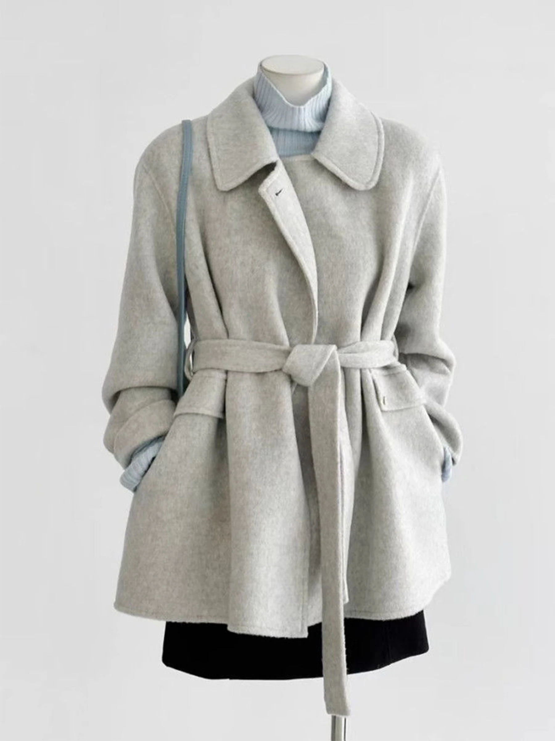 

Fashionable And Elegant Woolen Coat For Women In Autumn And Winter 2025, With A Unique Temperament And Thick Woolen Coat