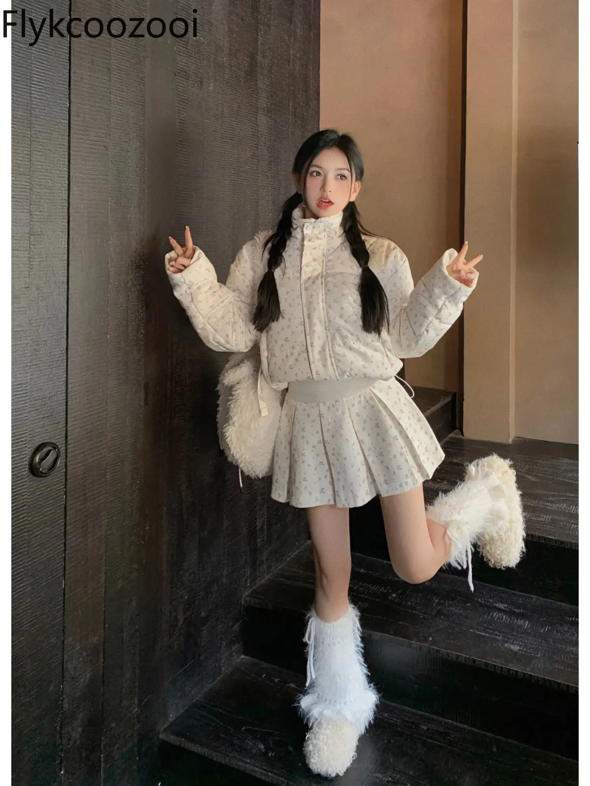 Two-piece Short Floral Bread Cotton Coat  Gentle and Sweet Women's Winter Pleated Skirt Ensemble Femme 2 Pièces Chic Jupe