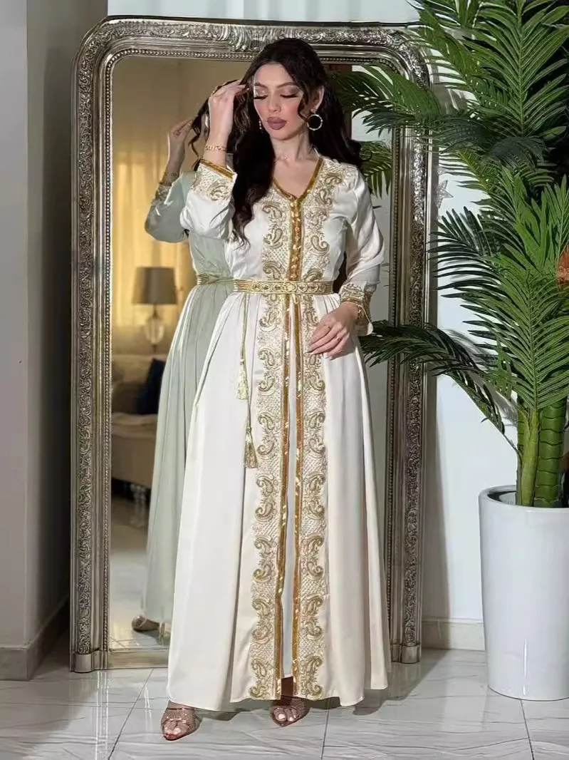 New Luxury Fashion Ramadan Islamic Morocco Middle East Dubai Fashion Embroidered Beads Arab Ethnic Women\'s Dress