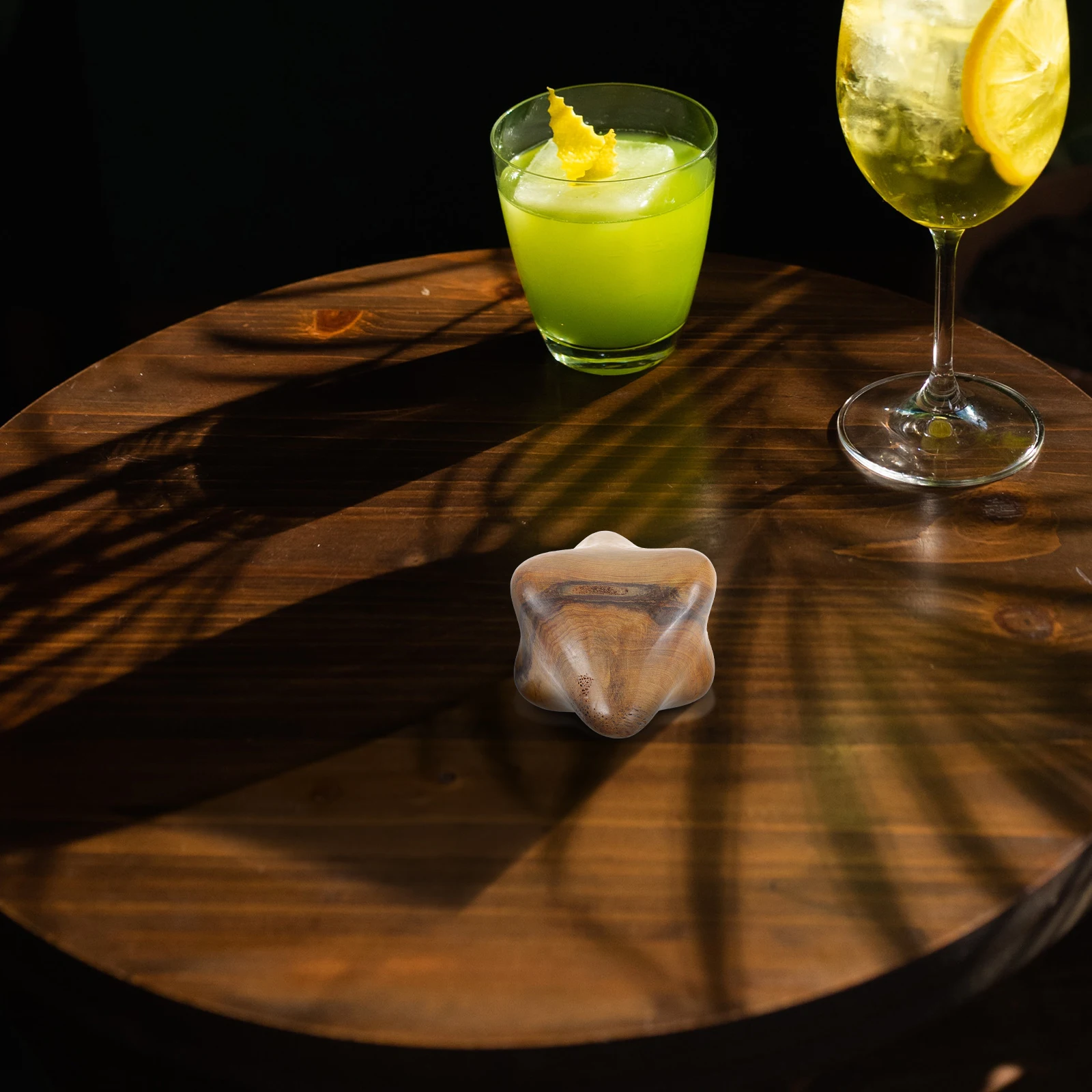 

Wood Hand Massager Stress Relief Ball For Elderly Hand Exercise Blood Circulation Stimulator Home Decor Relaxing