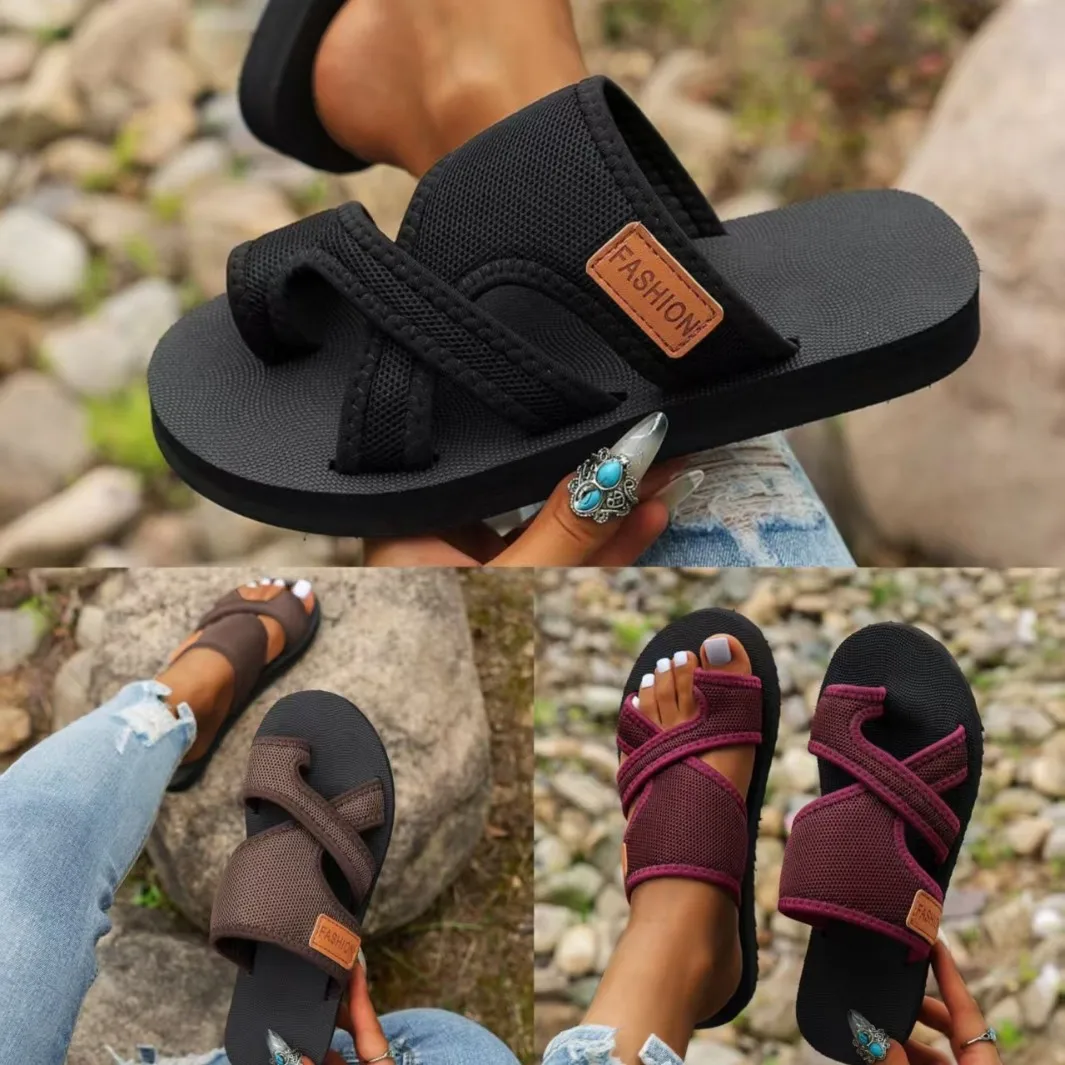 

Summer new women's flat bottomed toe sandals, comfortable and breathable beach slippers for women's shoes