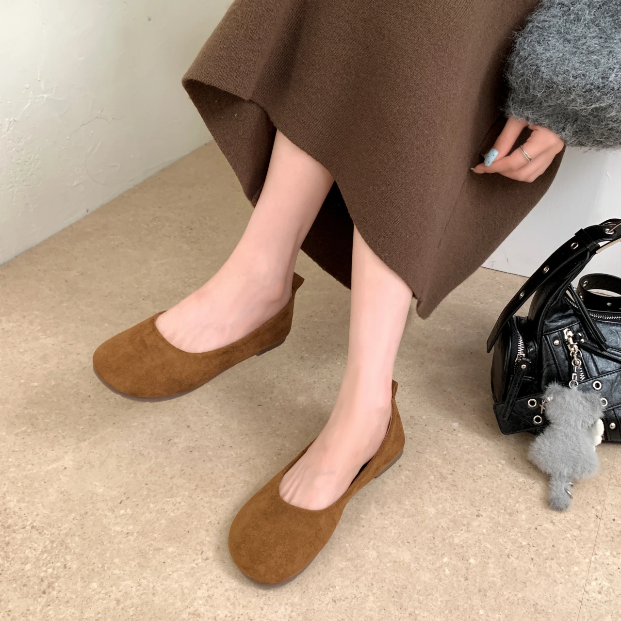 Damen-Ballerinas aus Wildleder mit runder Zehenpartie, Slip-On, weiche, lässige flache Schuhe – Detail 10