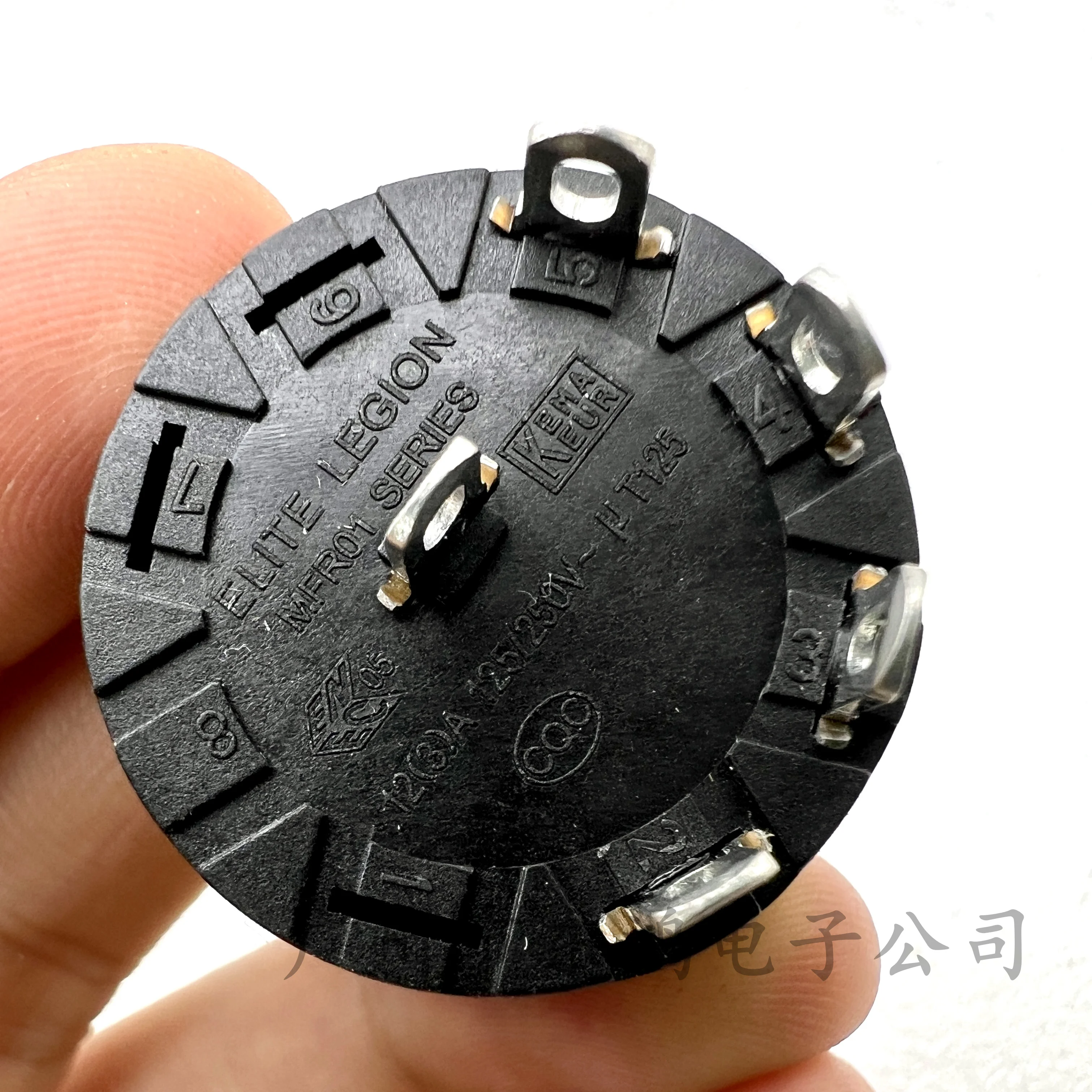 1 PCS 5-pin 3rd speed rotary switch 250V6A
