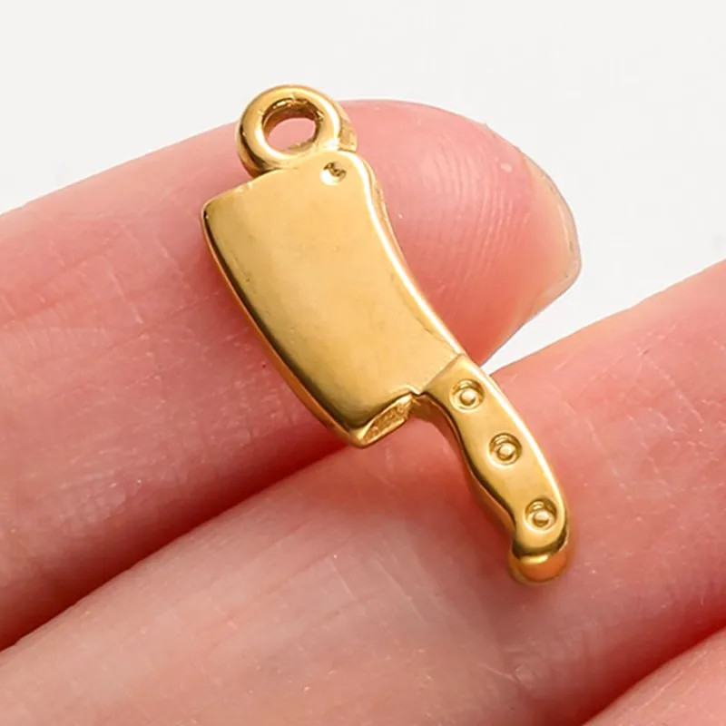 5 Stück verschiedene Werkzeuganhänger, Schwert, Schraubenschlüssel, Schere, goldfarben, Edelstahl-Anhänger für Schmuckherstellung, DIY-Taschen-Schlüsselanhänger – Detail 8