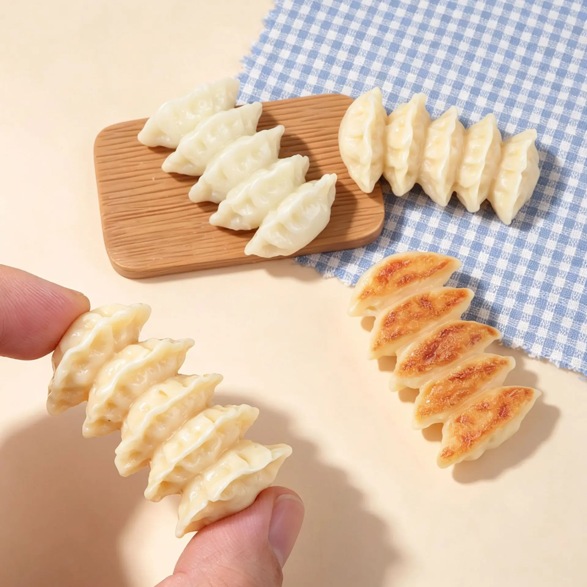 3pcs Mini Realistic Pan-Fried Dumpling Models Food DIY Resin Accessories Craft Supplies Refrigerator Sticker Dollhouse Decor