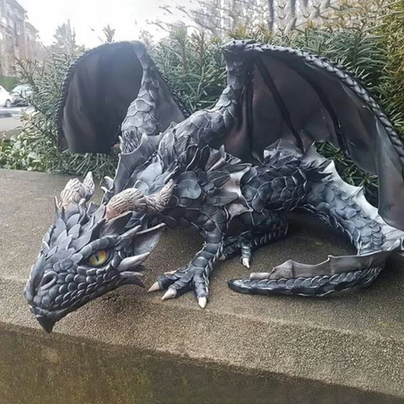 Big Squatting DragonLarge Squatting Dragon Gothic Style Dragon Halloween Decoration Resin Craft Ornament