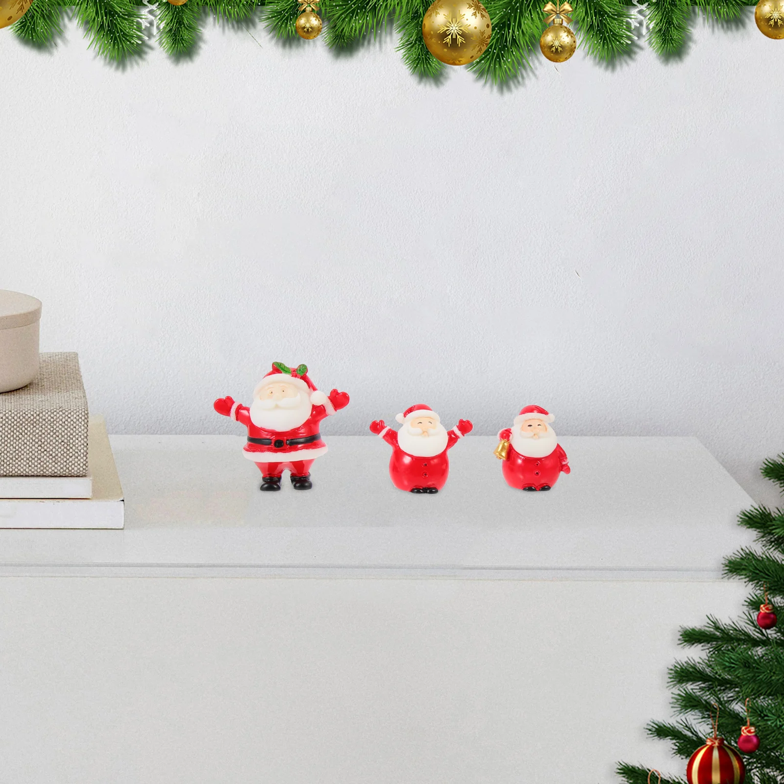 

12 Pcs Santa Claus Ornament Fine Craftsmanship Christmas Decorations Small s Decorate Snow Globe Resin Mini Miniatures