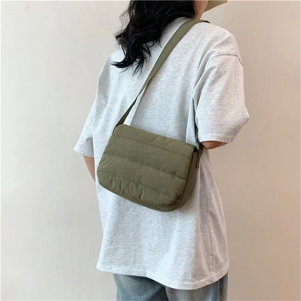 Women Girls Shoulder Bags Fashion Large Capacity Quilted Tote Bag Messenger Bags Lightweight Down Cotton Padded Underarm Bags