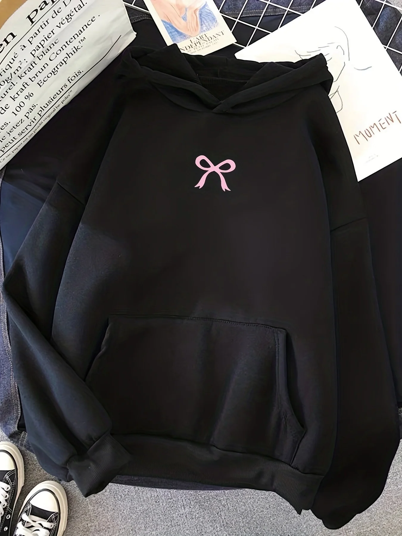 Women's Trendy Fashion Bow Pattern Kangaroo Pocket Hooded Sweatshirt Fashion Casual HipHop Sweatshirt Harajuku Unisex
