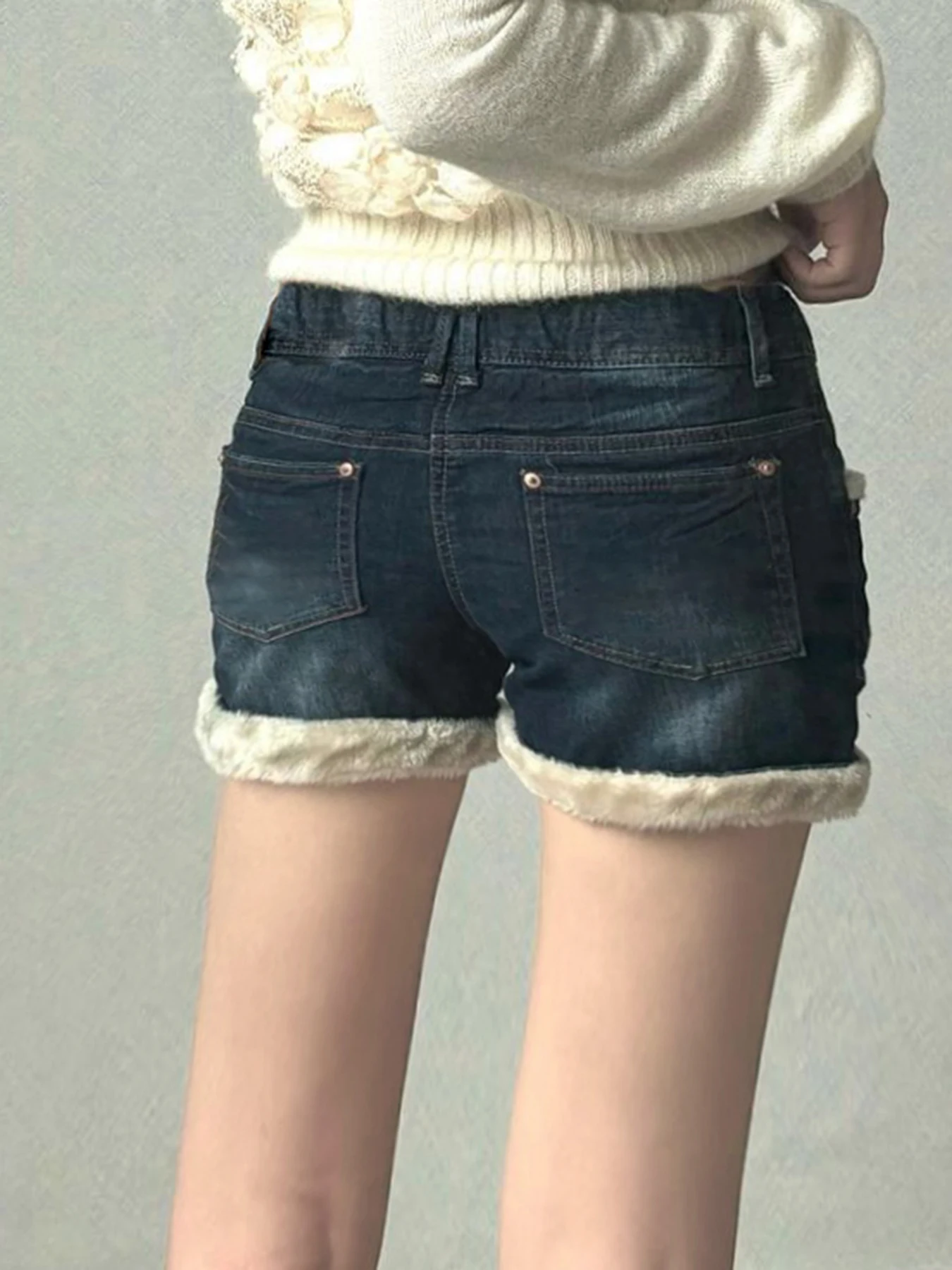 Sweetown Kawaii Fluffy Trim Mini Jeans Women Chic Gentle Sweet Style Pants Fashion All-Match Blue Short Design