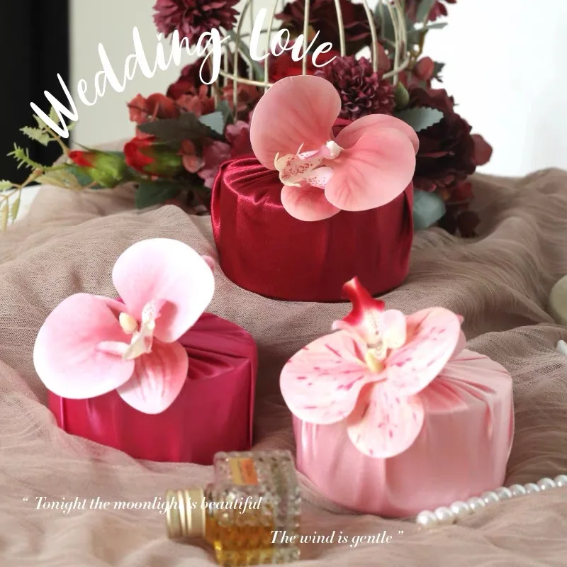 

INS Style Wedding Souvenir Packaging Silk Fabric Wedding Souvenir Candy Box Packaging Holiday Gift DIY Packaging Bag