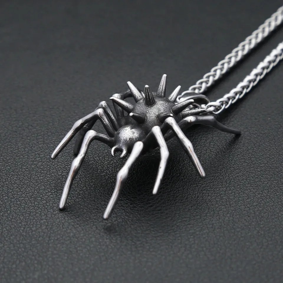 Vintage Stainless Steel Spider Pendant Necklaces For Men Women Gothic Fashion Singular Animal Necklace Halloween Party Jewelry