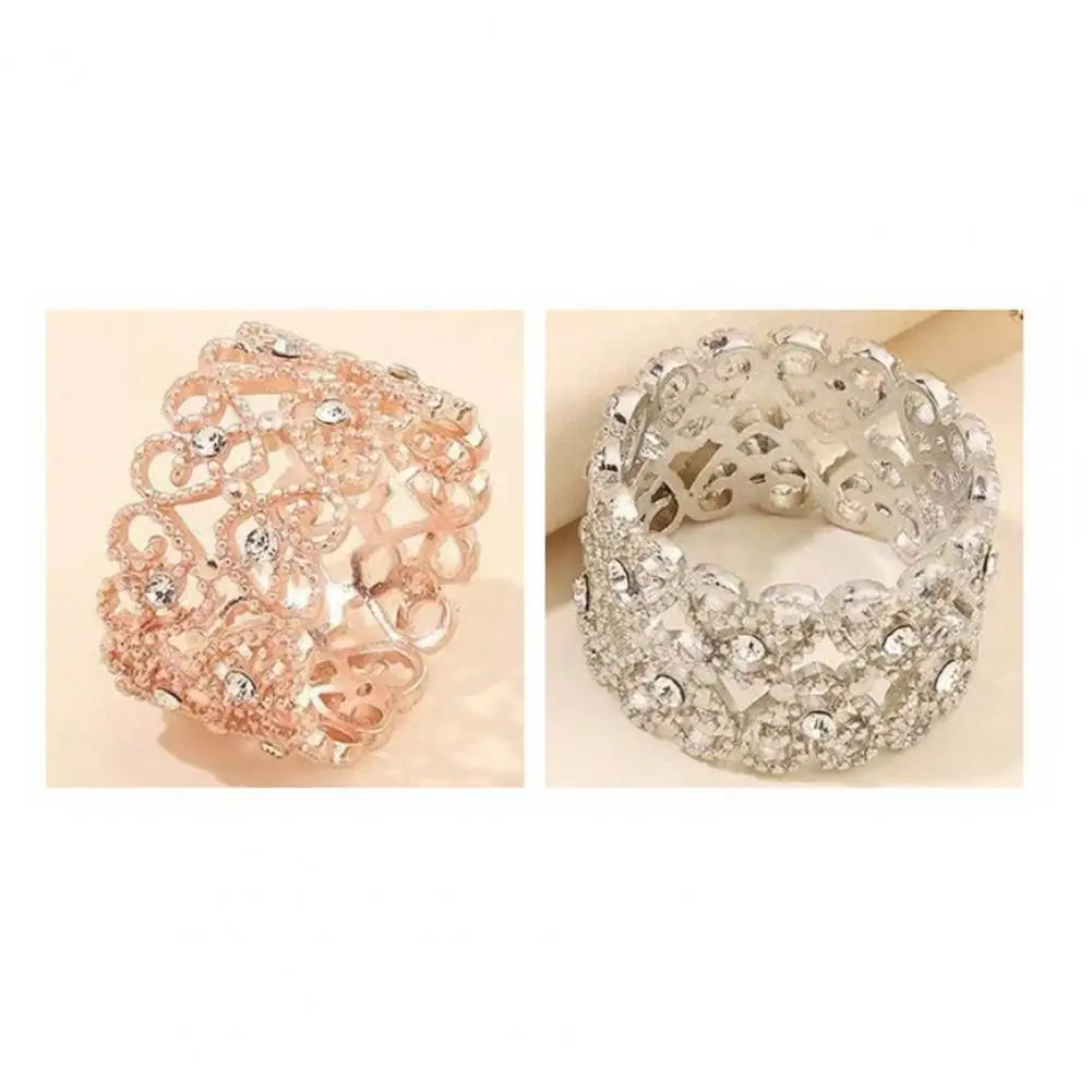 

One Hand Scarf Fastener Silk Scarf Ring Clip for Women Metal Round Circle Buckle with Rhinestones Fashion Clothing for Scarves
