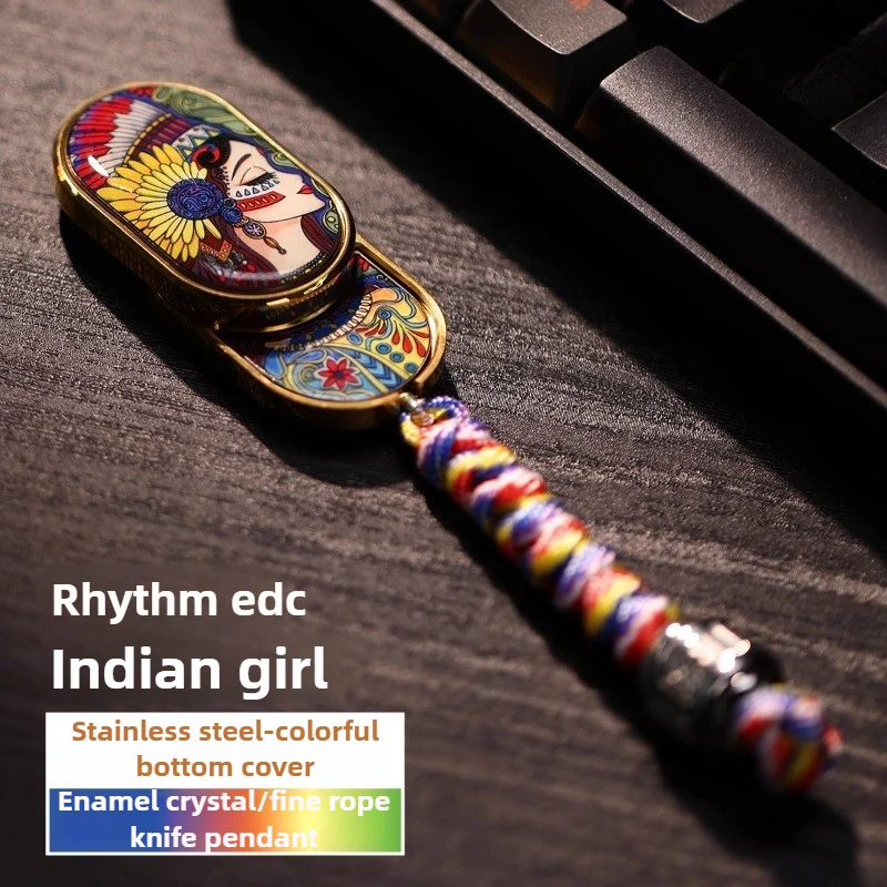 

Индийская богиня ритм EDC Ding Ding металлический механический нож на кончике пальца кулон Push Card декомпрессионная настольная игрушка