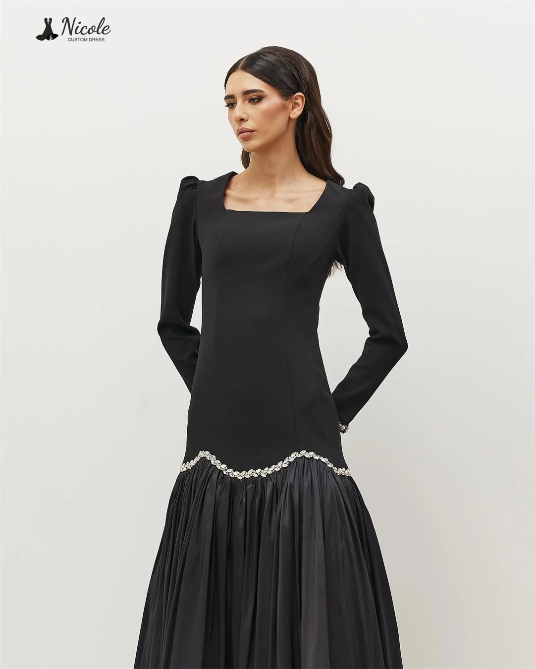 فساتين سهرة نيكول دبي Luxury2025Black بياقة مربعة فستان حفلات فاخر مصنوع حسب الطلب فستان نسائي أنيق بأحجار الراين