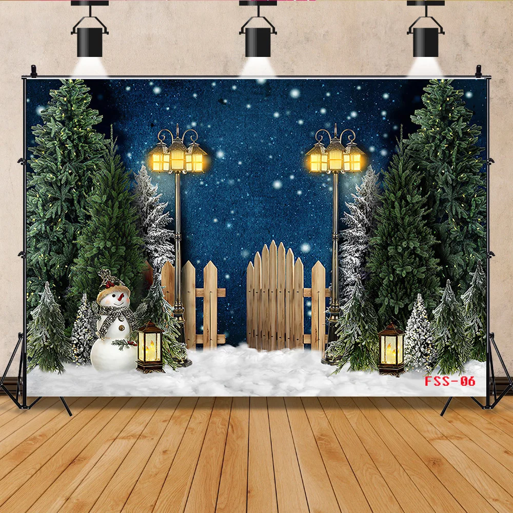 NITREE Fondali fotografici per il giorno di Natale Pupazzo di neve e alberi di pino Foresta Ghirlanda Sfondo per studio fotografico FSS-02