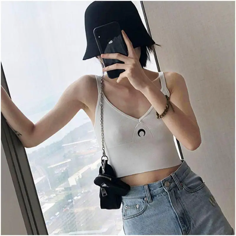 

Trendy Women's Moon Embroidered Sleeveless Top Sexy Backless Crop Tank for Summer Workout Casual Wear