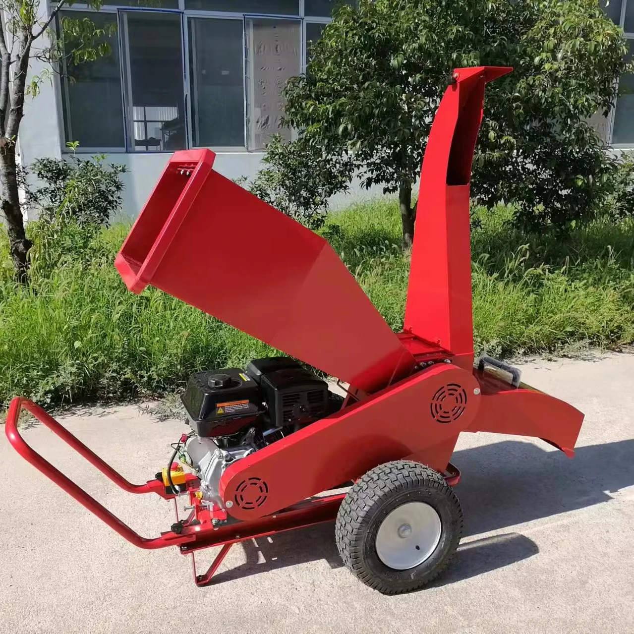 

15HP Drum Wood Chipper Shredder Machine With 15HP Engine Tree Branch 120mm Wood Chipper In Factory Price