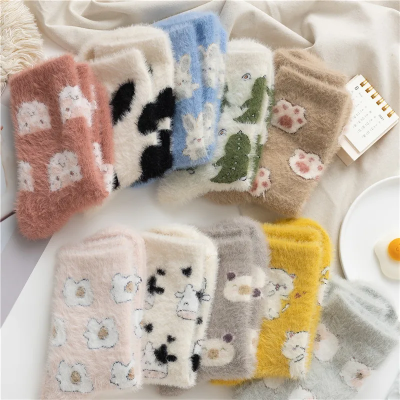 1pair Lovely Mink Fleece Fluffy Plush Stocking Medium Tube Sock Girls Cute Butterfly Cloud Plush Cartoon Mink Plush Socks Indoor