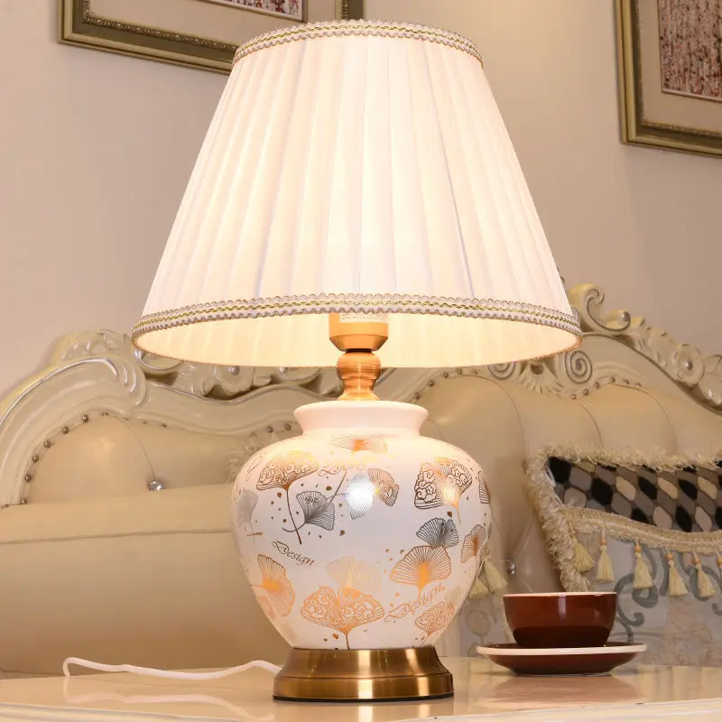 

Nordic light luxury desk lamp, simple ginkgo biloba ceramic home living room study bedroom