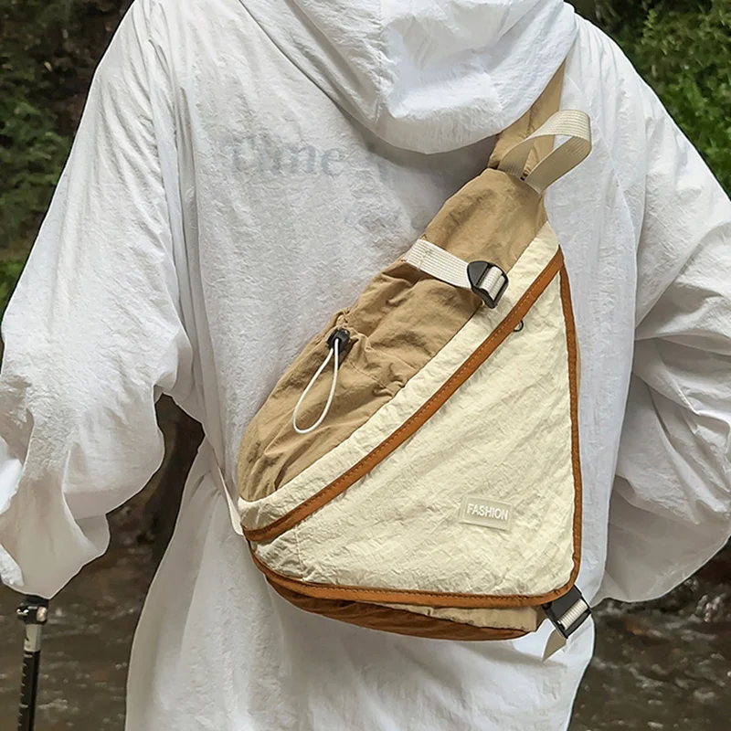 Niche Design-Bolso de pecho de - Interior Design Minimalist reseña y precio