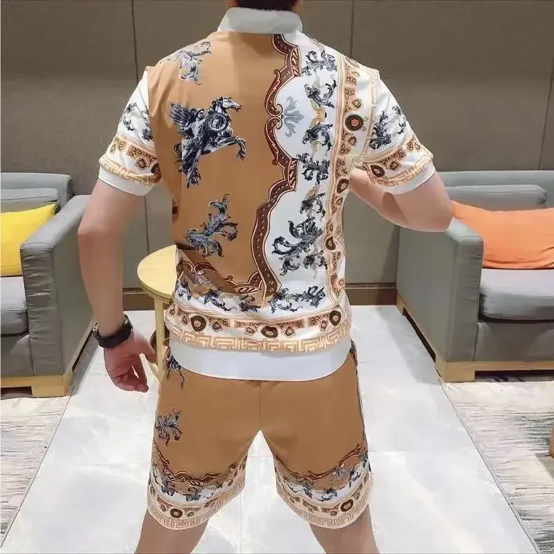 2024 New Summer New Men's Polo Shirt Shorts Two Piece Set High End Internet Red Trendy Print Men's Sports Set