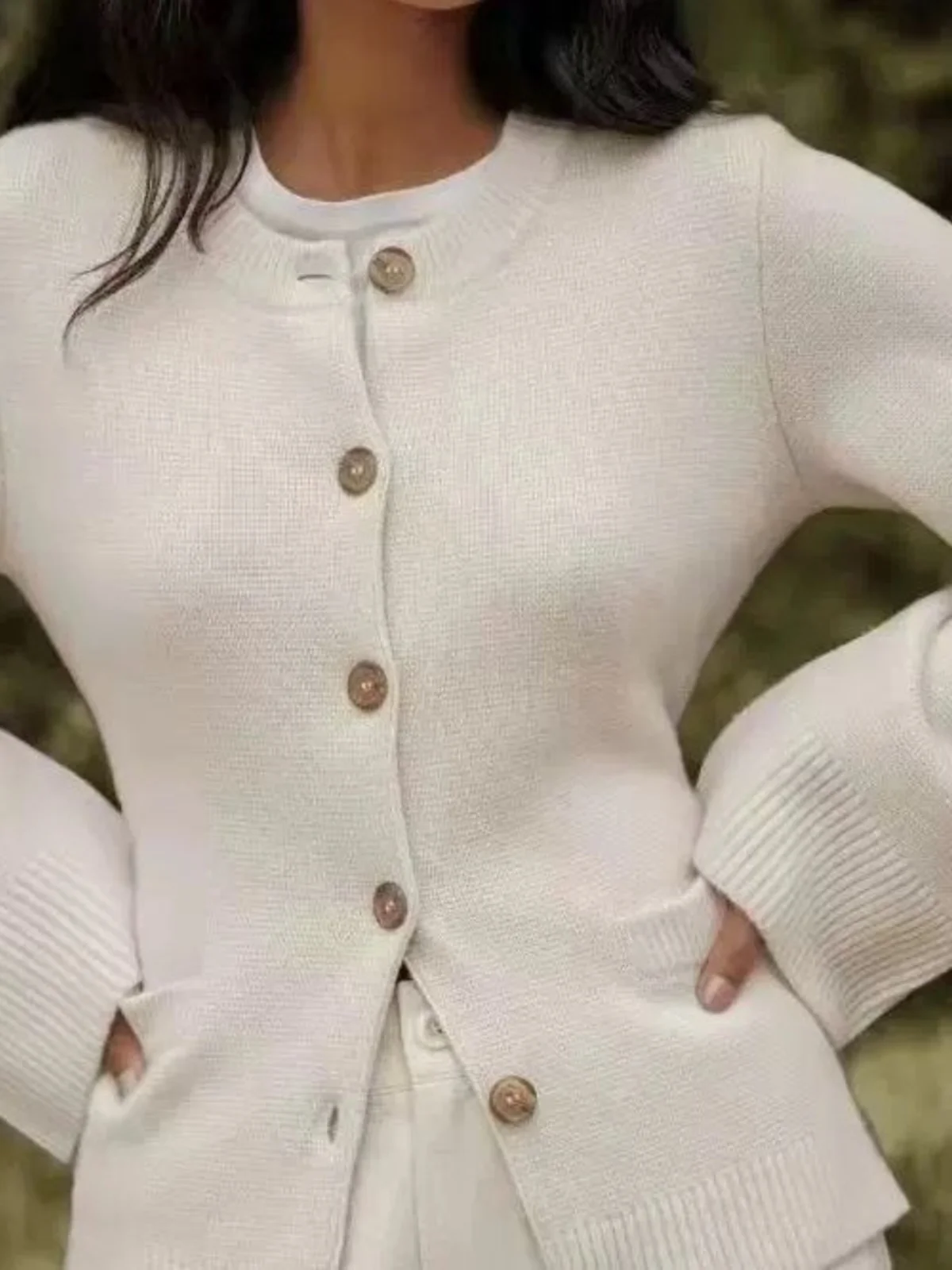 

Women's Casual Long Sleeve round Neck Button up Top Street Style Comfortable Fit Fashionable Single Piece Autumn Wear