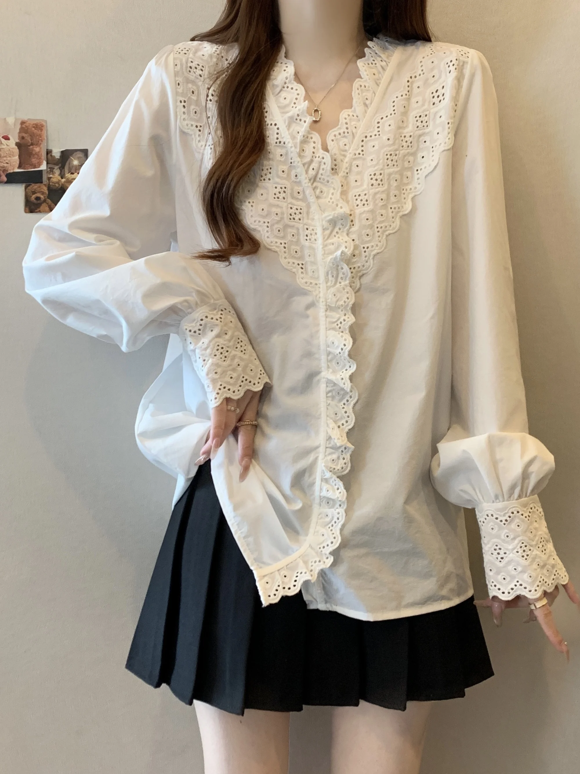 

plus Size Women's Long Sleeve Shirt Hollow out Lace Design Loose Slimming Spring New Style Korean Version Office Commute Fashion