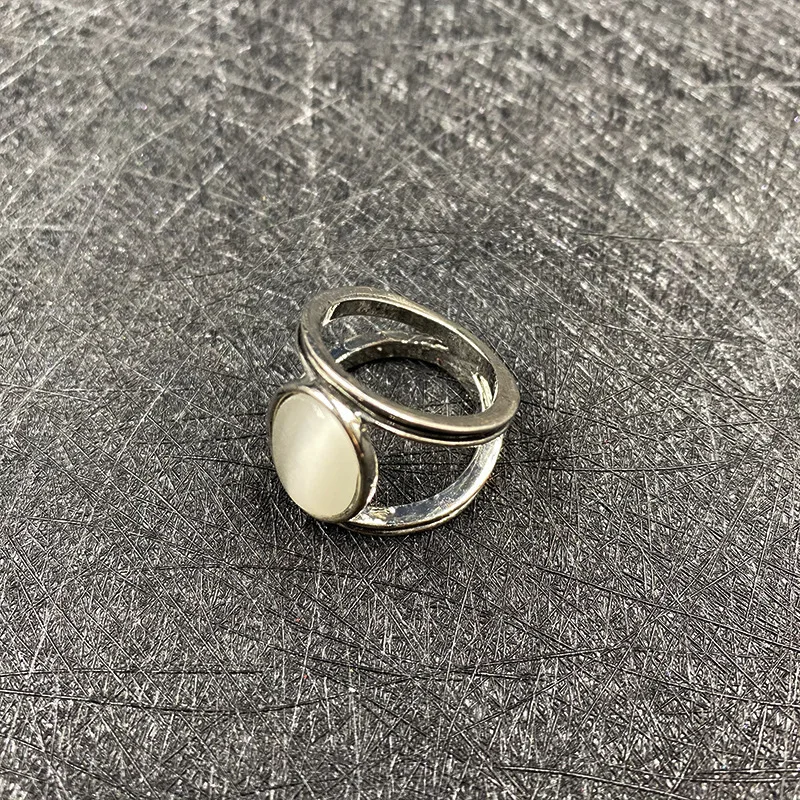 DIY accessories Cross-border e-commerce hot-selling round inlaid colorful moonstone ring, simple and retro Bohemian style Epoxy