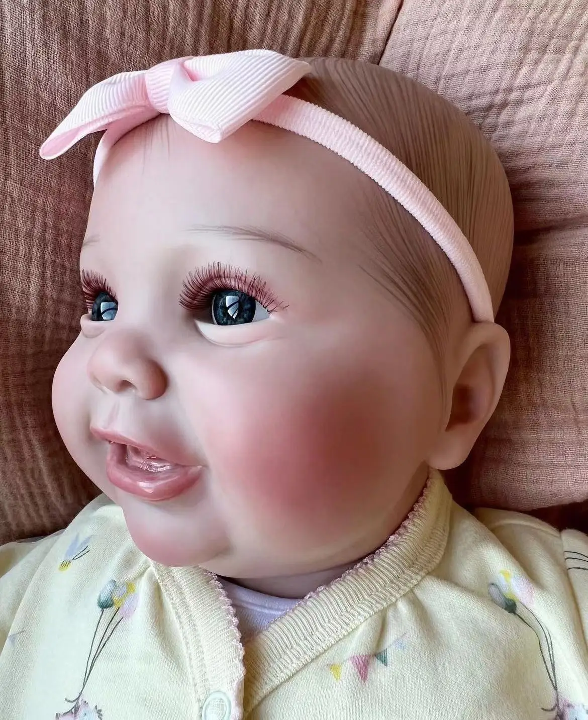 SANDIE 24 インチ リボーンベビードール コディ 手描きの髪付き 3D スキン 完成品人形 実物写真 クリスマスギフト