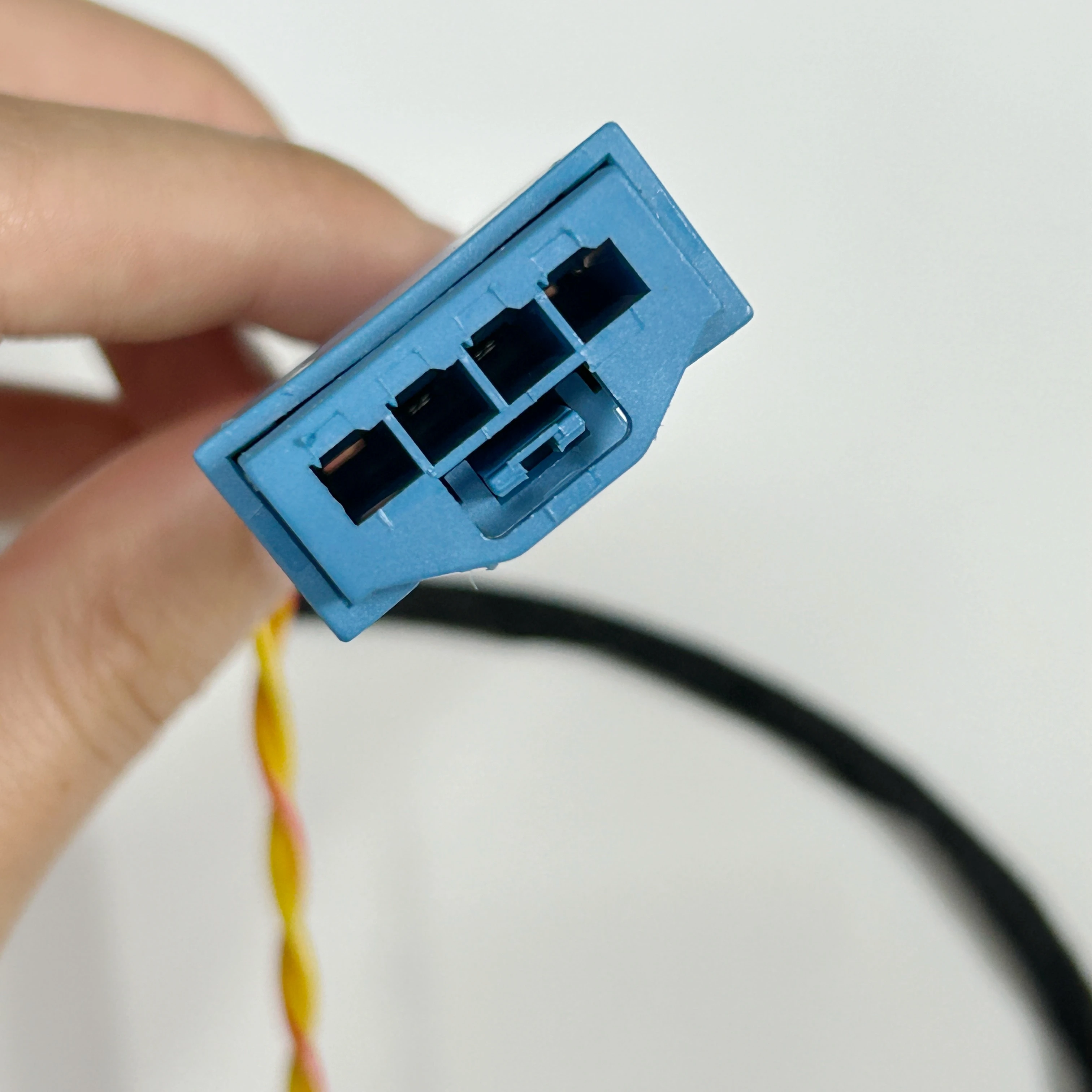 B M W F55 f56 f57 f54 Mini with center mounted audio system, A-pillar tweeter, non-destructive wiring harness