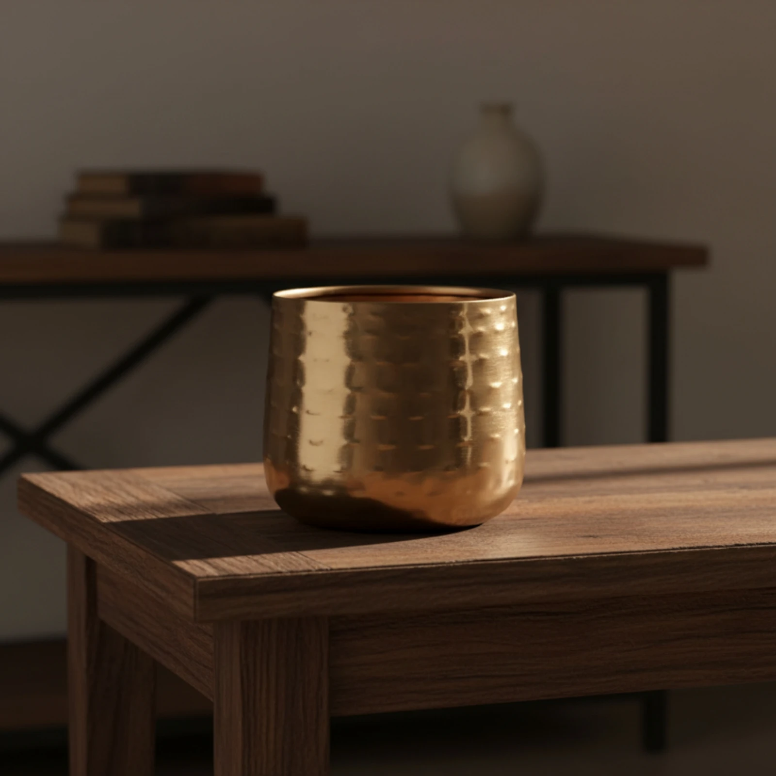 Hammered Iron Planter Decorative Tabletop Planter Bowl Round for Decorators, Entryway, Console Table