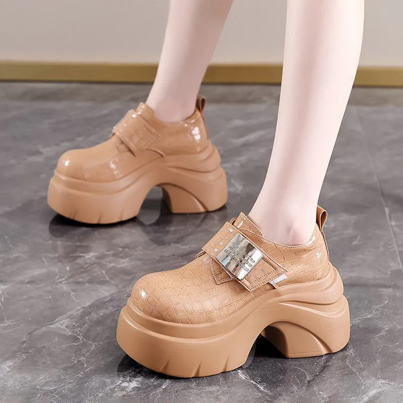 2025 جديد منصة مكتنزة عالية الكعب النساء الخريف الجلود الكاحل مشبك ماري جين أحذية امرأة 9 سنتيمتر كعب سميك مضخات لوليتا الأحذية