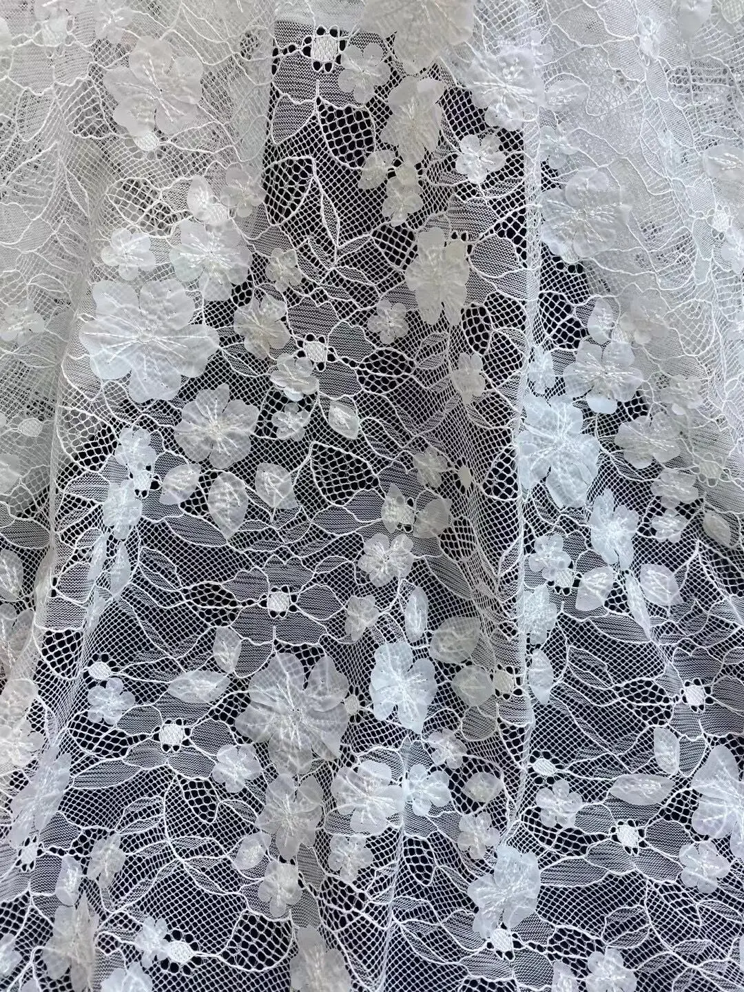 

Nigerian Lace Fabrics Fashion Women African Tull Lace Luxury L-1308138 Fabrics For Wedding Material