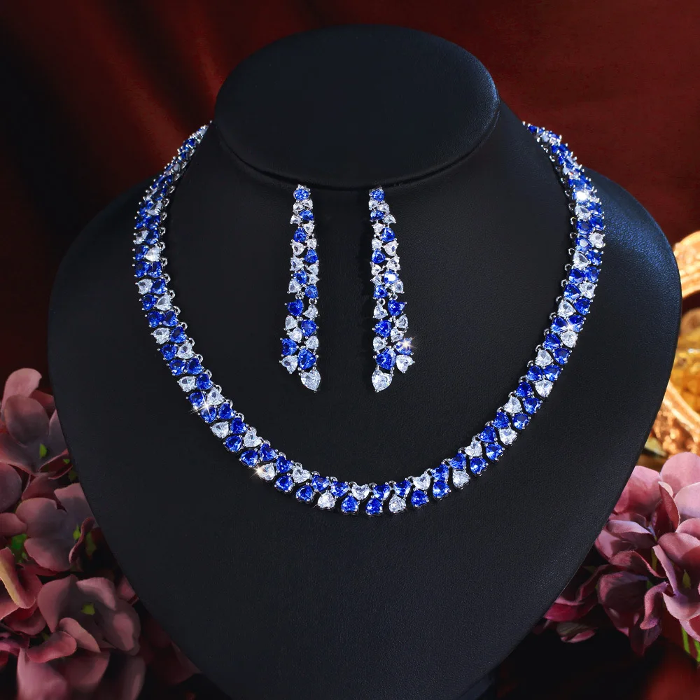 

Комплект свадебных серег и ожерелья с цирконом для банкетов, сверкающий свадебный аксессуар