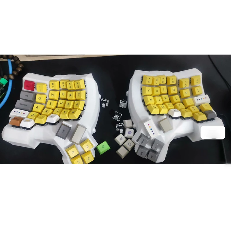 68-keys Split Keyboard Curved Ergonomic Vial Key Modification Split Keyboard Customized Hot-swappable Office Gaming Keyboard