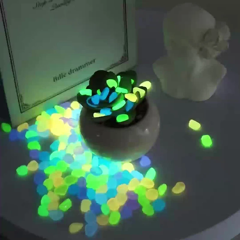 500 PCS/Pack Resin Luminescent Dark Pebbles for Garden Landscapes Potted Plants Parks Aquariums - Fluorescent Stone Decoration