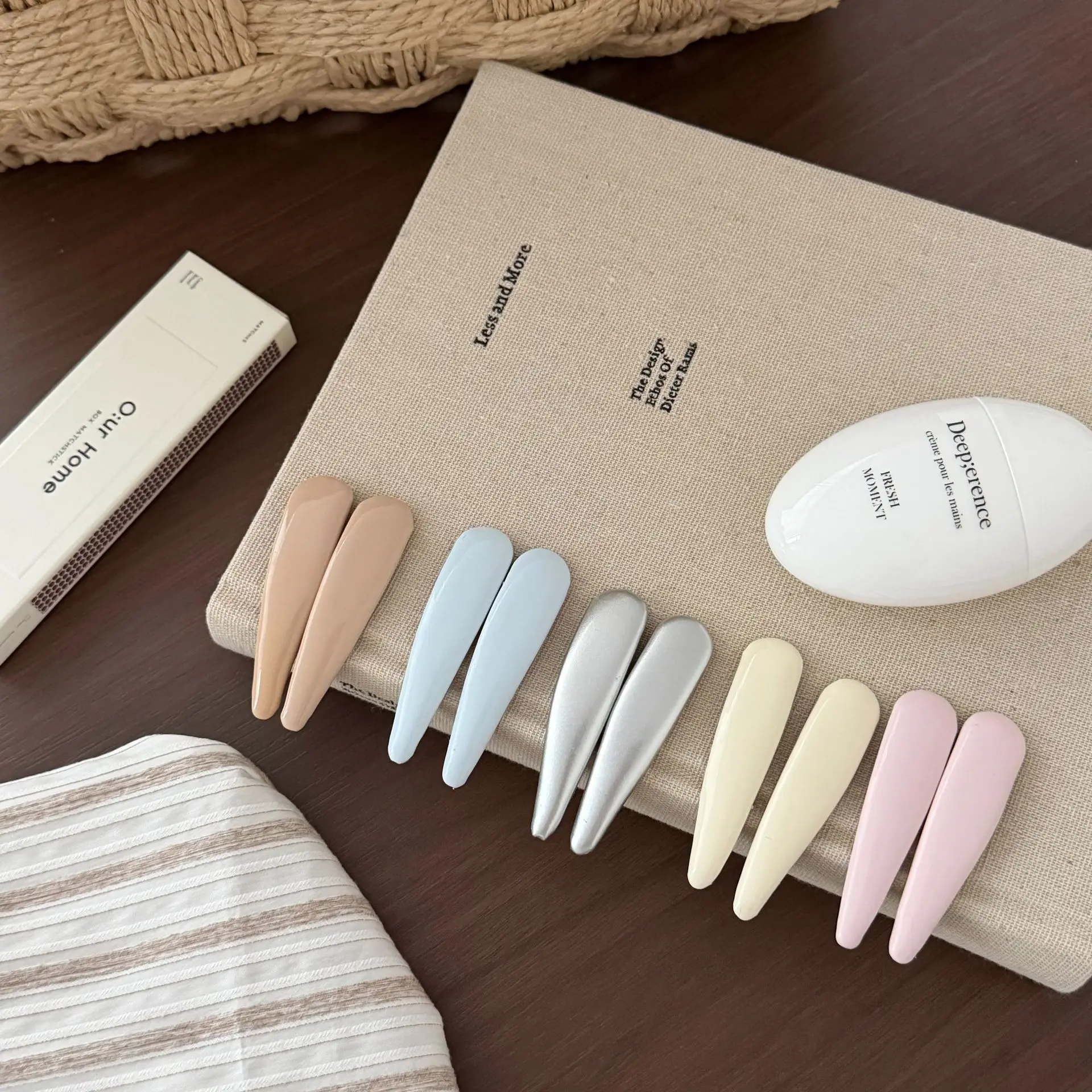 Premium Sponge BB Hair Clasp Morandi Pink Series Low Saturation Water Drop Triangle Shape Glossy Leather Like for Women Office