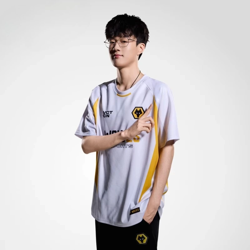 

Wolves Esports 2025 Official Player Team Uniform T-shirt Angen Esports