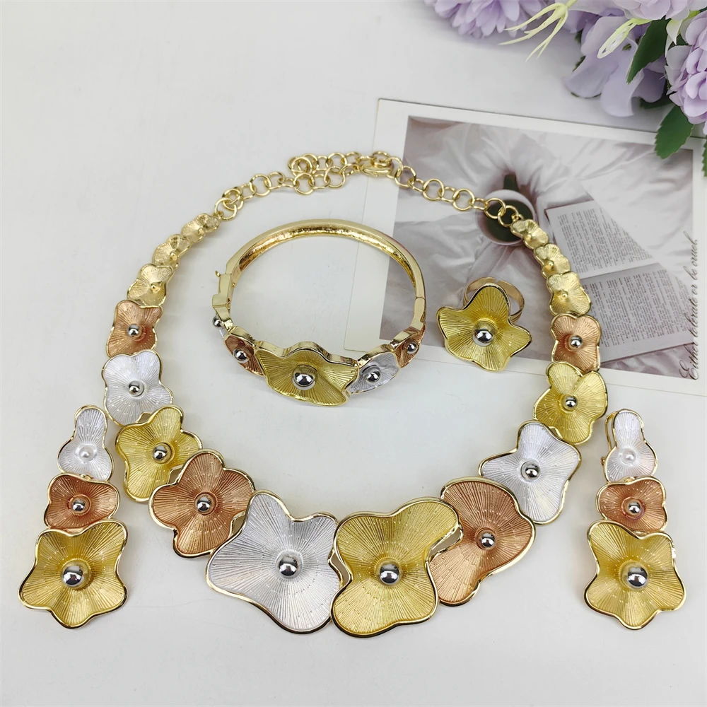 

TITI Dubai Gold Plated Jewelry Set Women Necklace Nigeria Luxury Wedding Bijoux Party Fashion Earrings