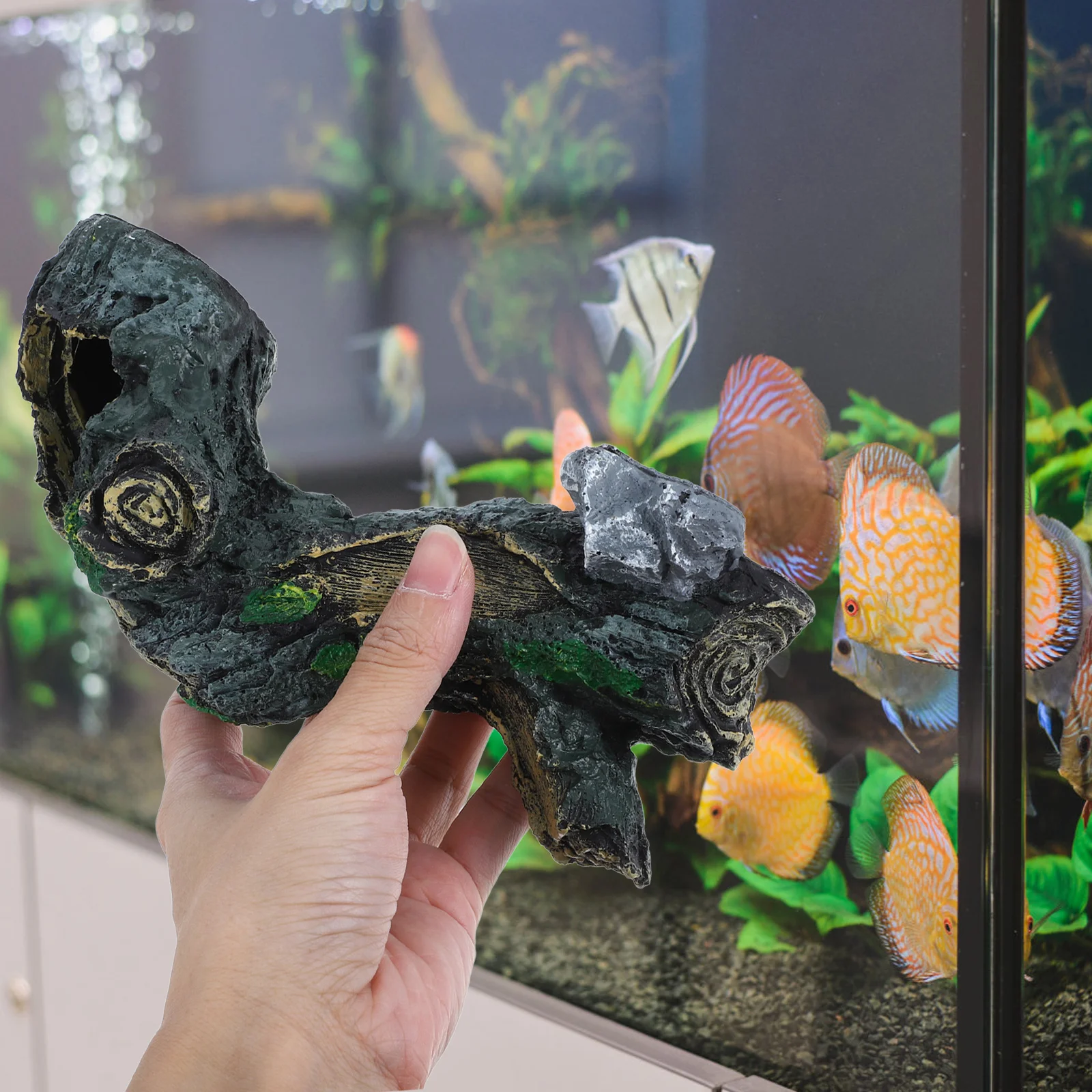 

Aquarium Resin Fish Tank Decoration Fake Tree Trunk Hollow Hiding Hole Shrimp Fish Hideout Driftwood Cave Driftwood for Aquarium