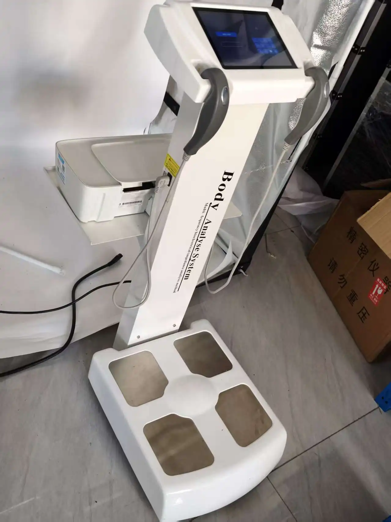 

Professional Intelligent Human NEW Body Fat Scale Element Health Analyzer Machine Printer Body Composition with Result Sheet