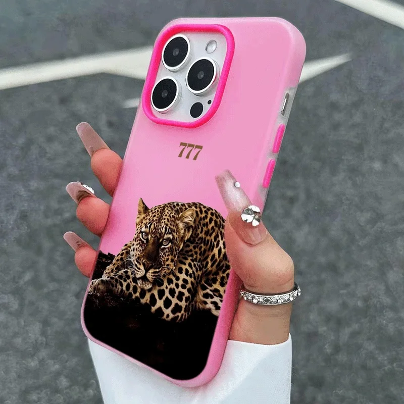 세련된 레오파드 무늬 777 디자인 아이폰 18, 17 - Phone Cases Like Loopy 리뷰 및 가격