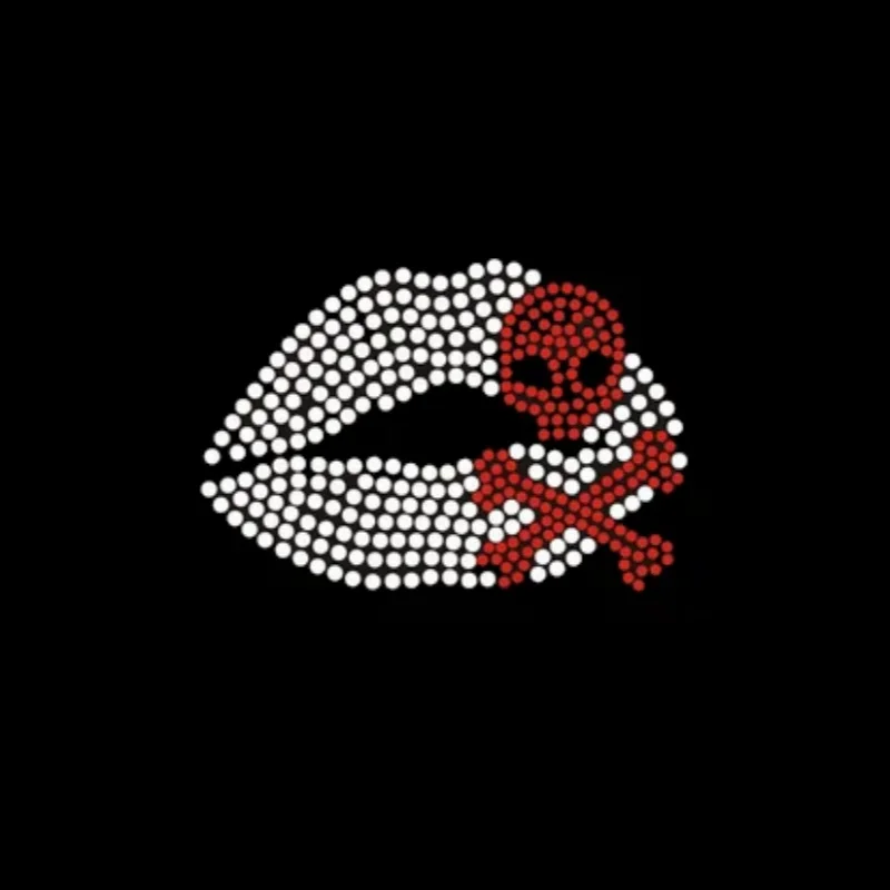 

2PC/Lot Skull Rhinestones Motif Lip Hot Fix Iron-On Transfer Rhinestone Applique Design for Fashion Accessories